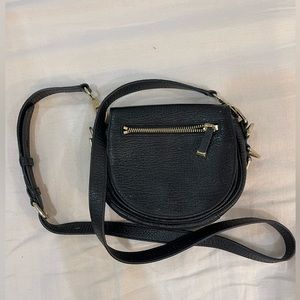 Black Rebecca mink off pursue